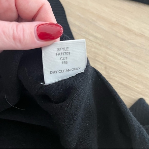 ** Brochure walker Black cashmere wool knit sweater boxy fit S - Picture 12 of 12